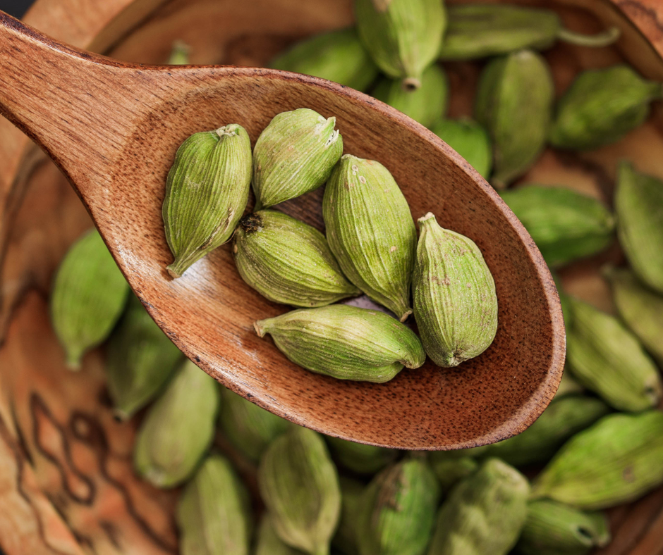 Elaichi Hari (Green Cardamom)