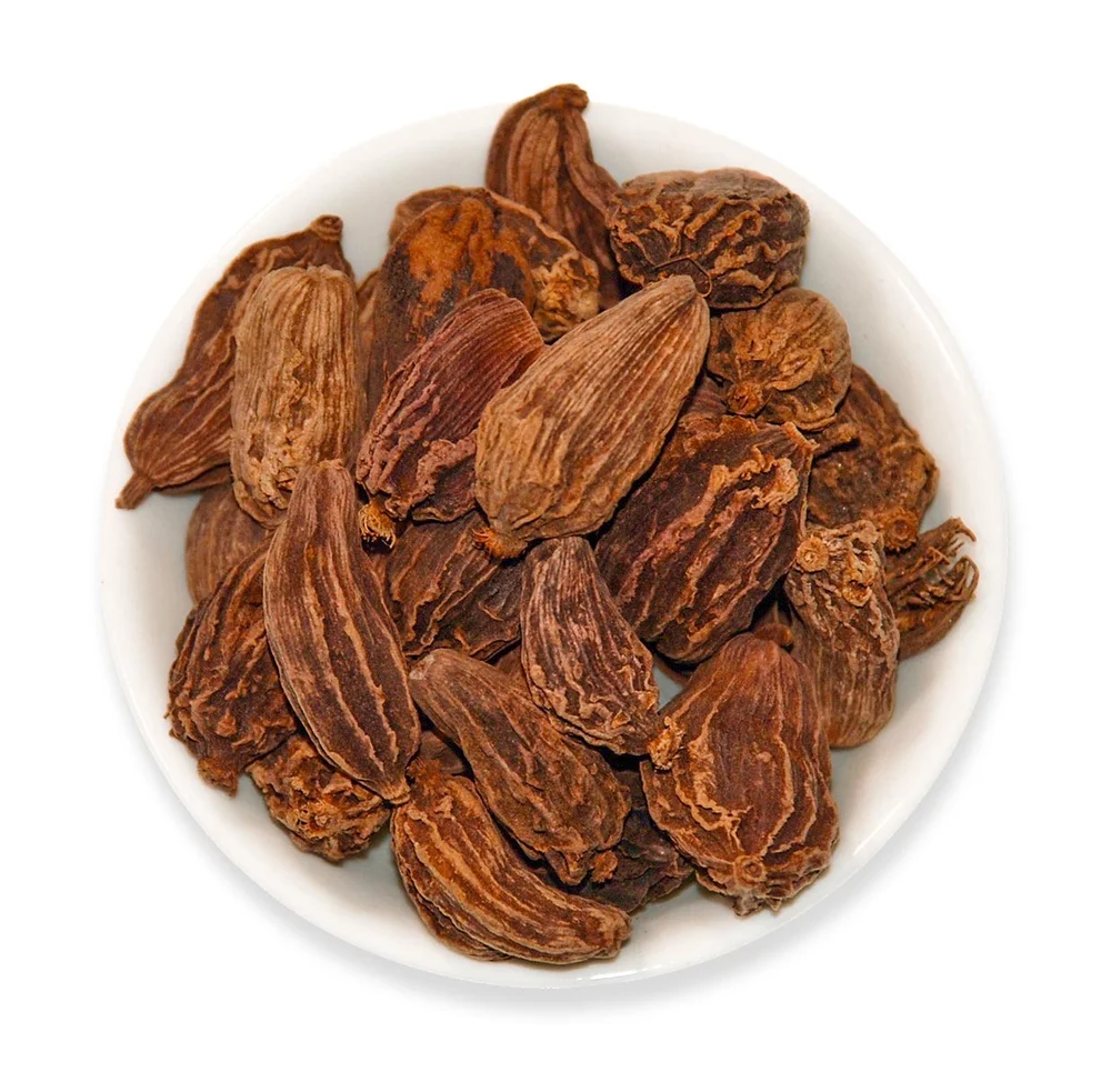 Elaichi Lal (Black Cardamom)