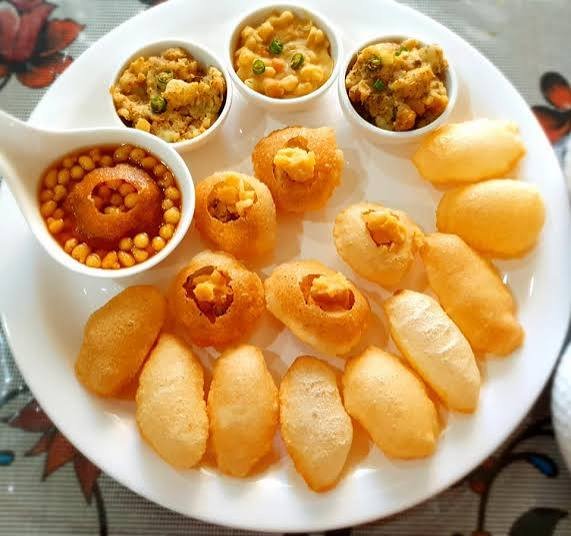 Suji Wale Golgappe