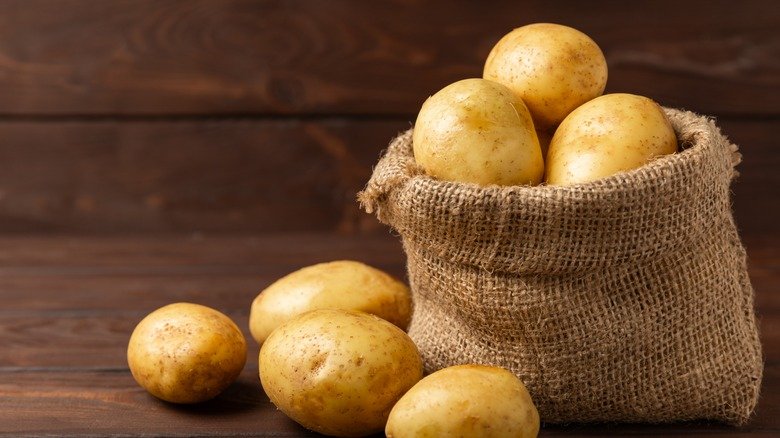 Aalu (Potato)
